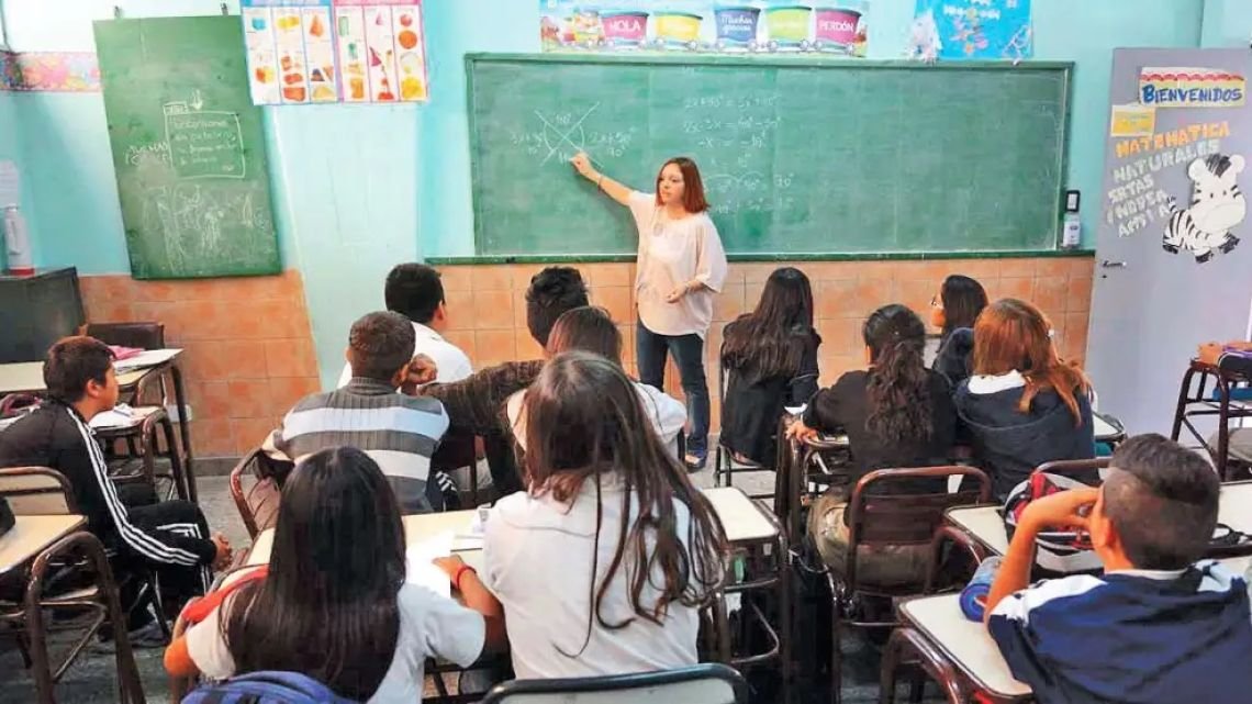 Educación a contramano: más Estado, no menos