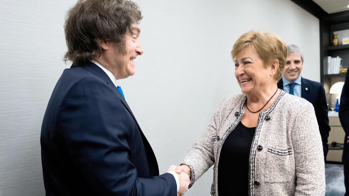 El FMI finalizó su misión en Argentina y hay optimismo en el Gobierno, pese al incumplimiento de las reservas