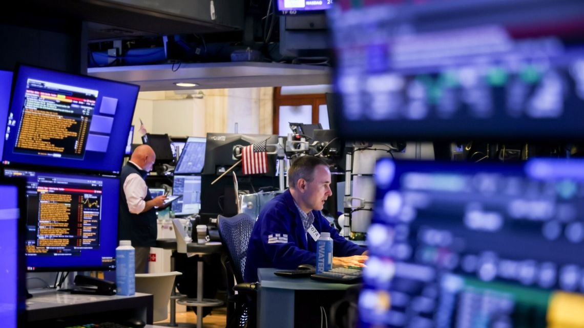 El mercado local sube empujado por la reforma laboral y Wall Street rebota tras el revés a Trump