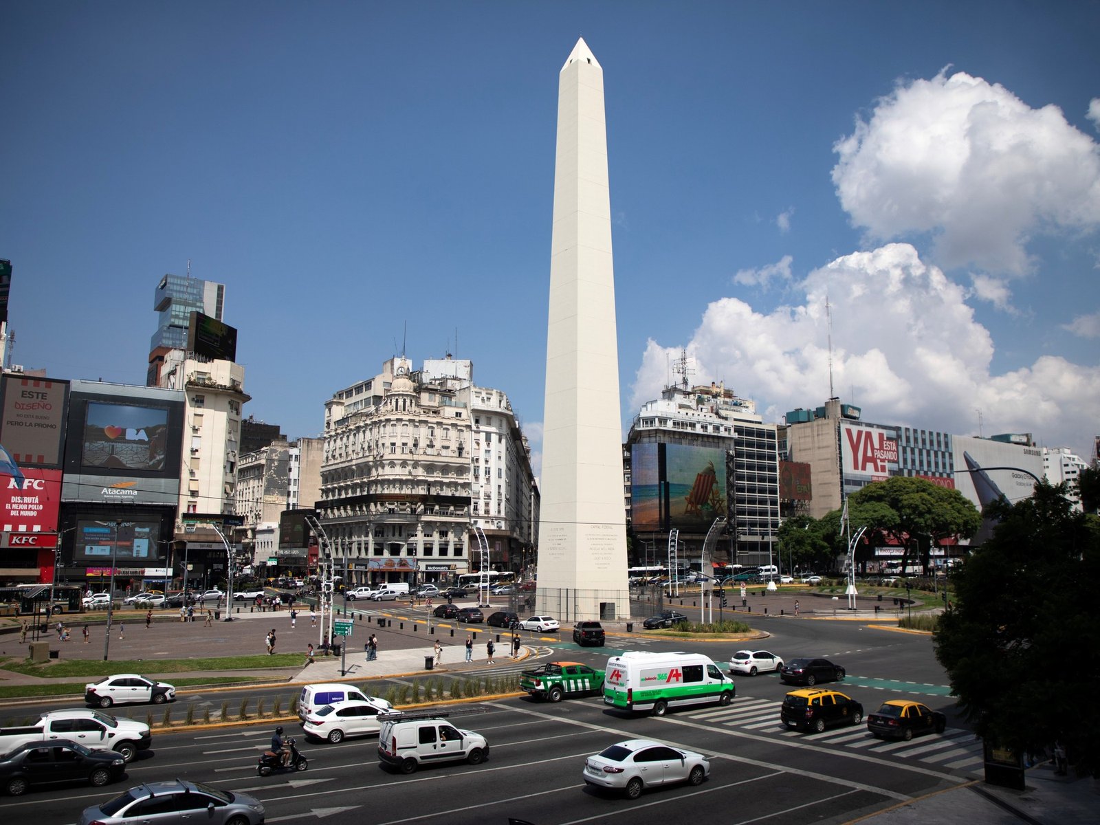 El miércoles amaneció fresco en el AMBA, pero al calor intenso le quedan un par de vueltas más antes del fin del verano