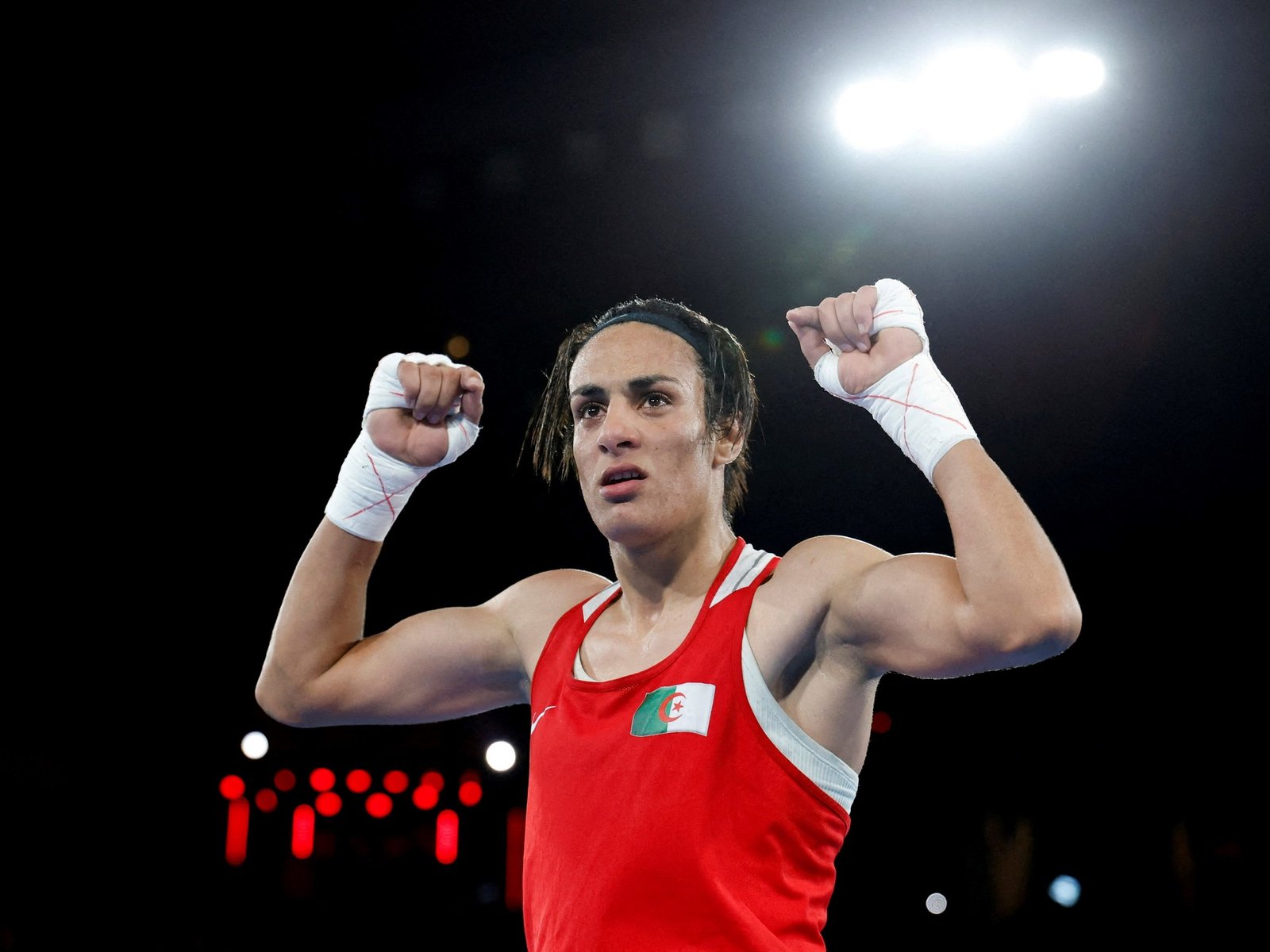 Imane Khelif reconoció que hizo "terapia hormonal" para bajar su nivel de testosterona para los Juegos Olímpicos de París 2024 y repitió: "No soy transgénero"