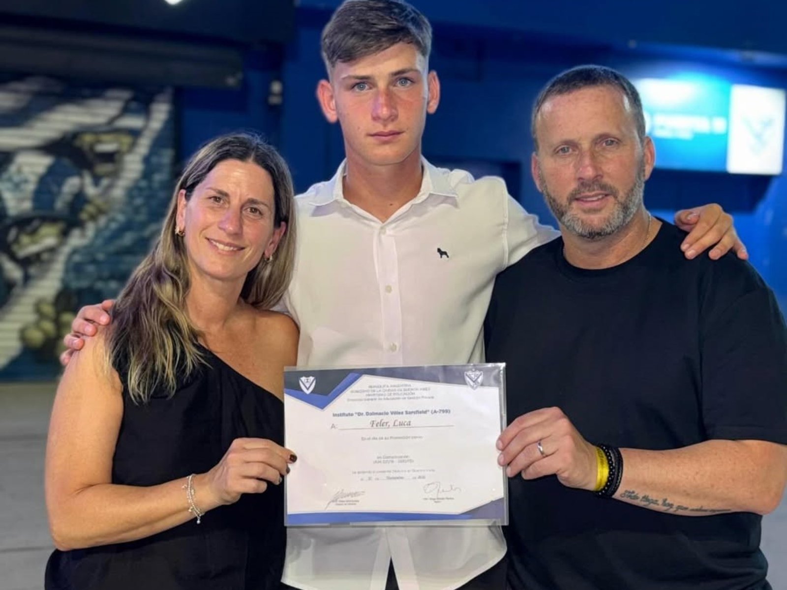 La carta de un reconocido relator por el debut de su hijo en el banco de Vélez en Primera :: Olé