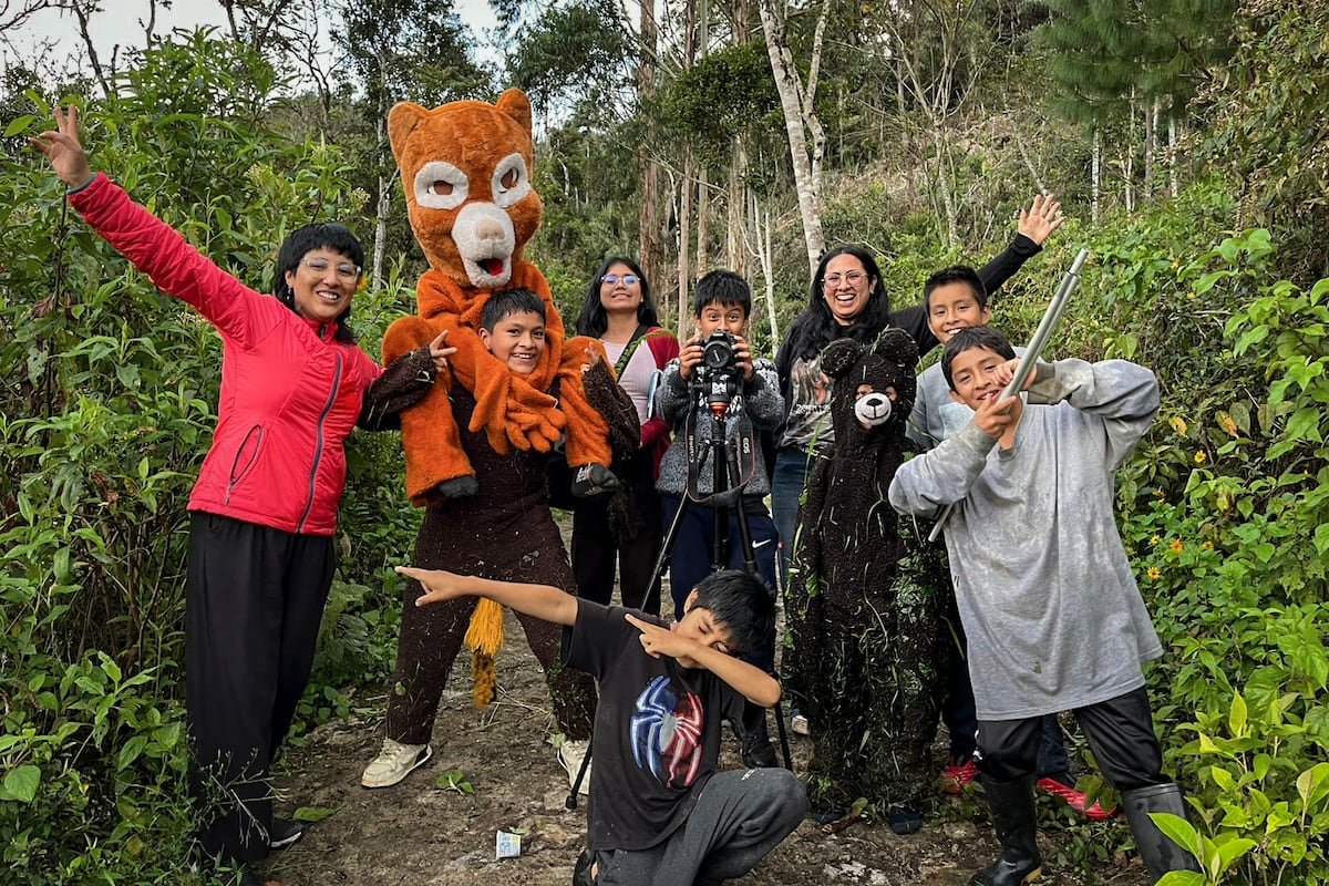 Los niños que filman para salvar su bosque: un documental comunitario contra el tráfico de fauna en Perú | América Futura