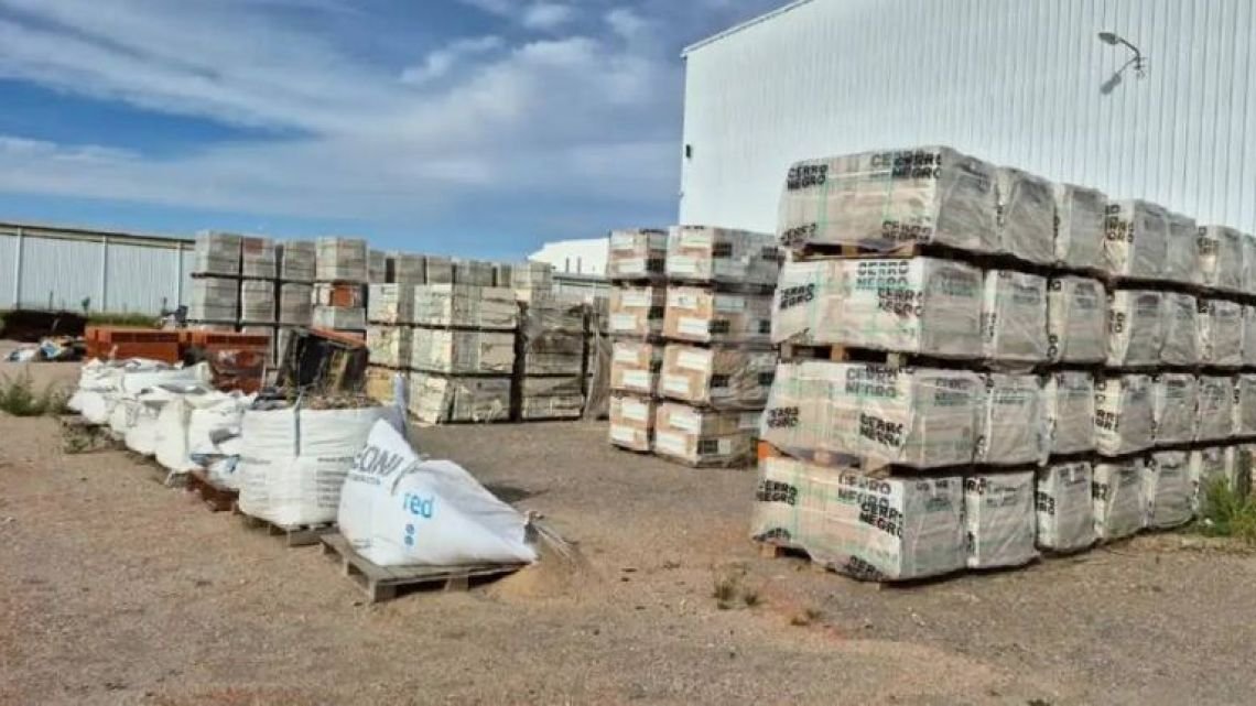 Márquez & Asociados: subastan materiales de la construcción de la empresa