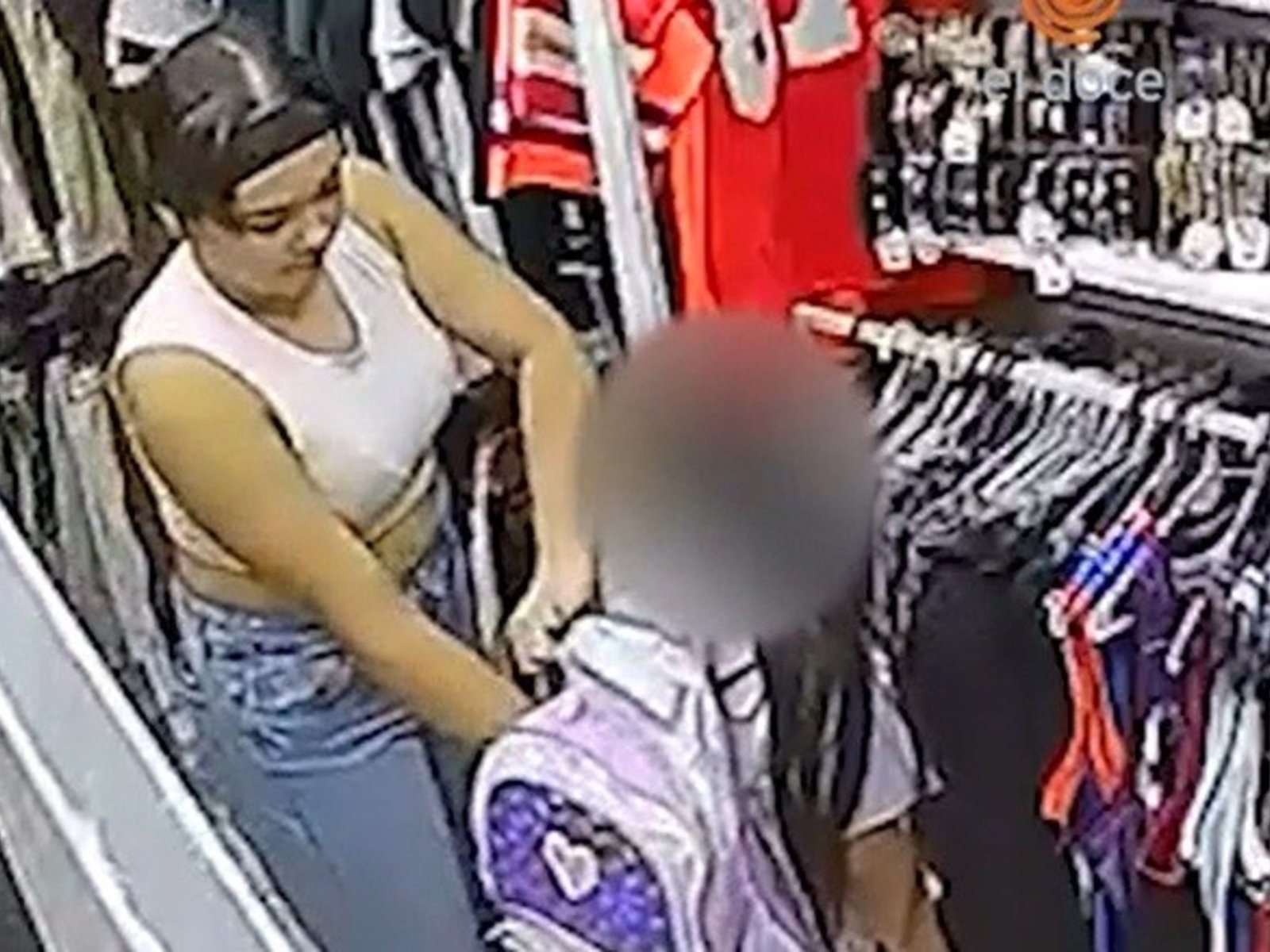 Mecheras cordobesas utilizaban a su hija para robar ropa, perfumes y bijouterie