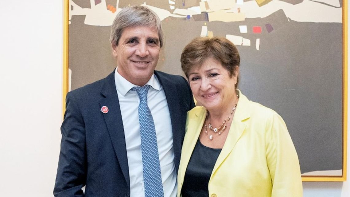 Optimismo en Economía por el resultado de la revisión de metas del FMI