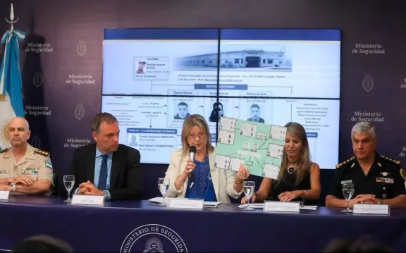 “Pyme del delito”: Extorsionaban desde la cárcel luego de atrapar sus víctimas por medio de una aplicación de citas