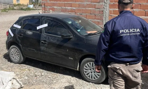 Recuperan en Trelew un auto que había sido robado en febrero