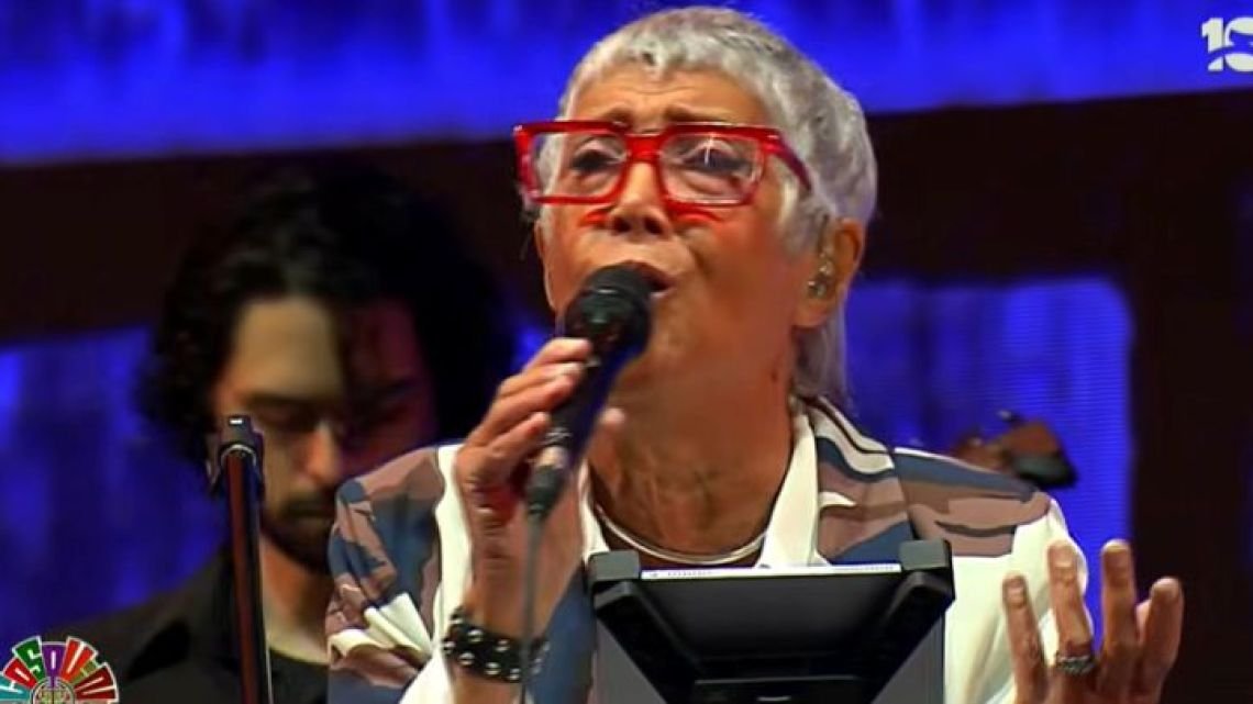 Teresa Parodi en el Festival de Cosquín: “No nos quedemos callados, ¡no!”