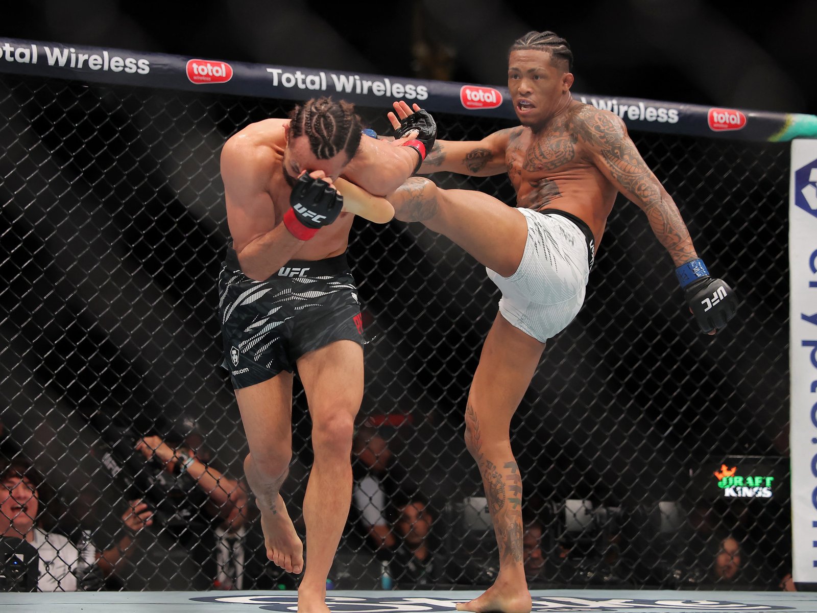 cuándo es, a qué hora empieza y cómo ver la pelea estelar de Mario Bautista vs Vinicius Oliveira