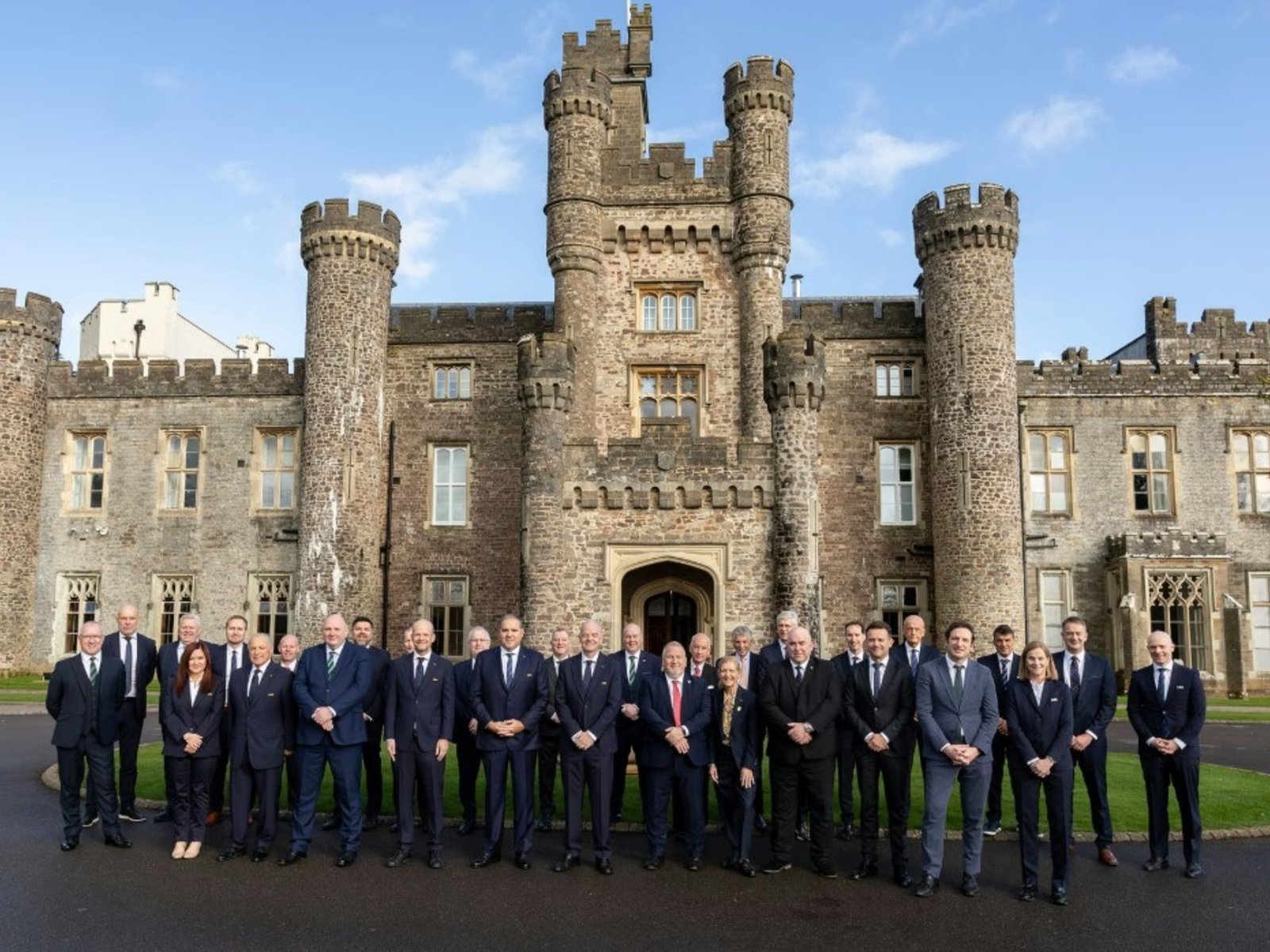 cuenta regresiva, VAR ampliado y sustituciones más rápidas