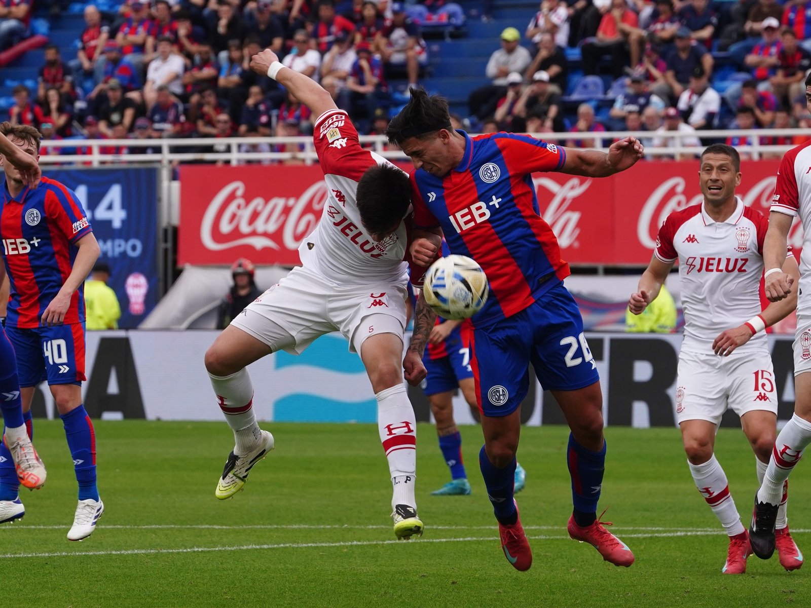 el dato que ilusiona al "Globo" para recortarle al "Ciclón"