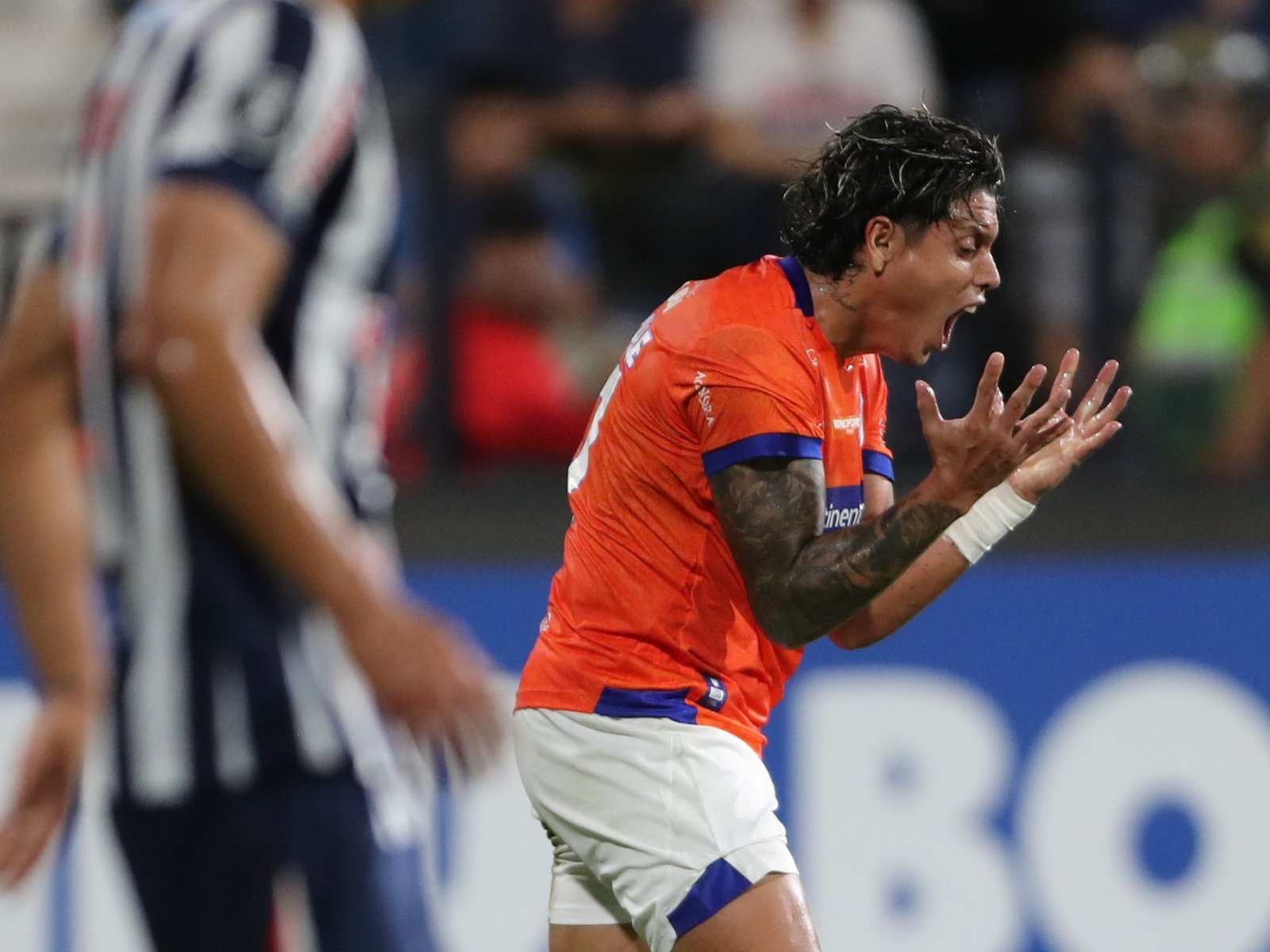 el equipo paraguayo eliminó a Alianza Lima y sigue en carrera en la Libertadores