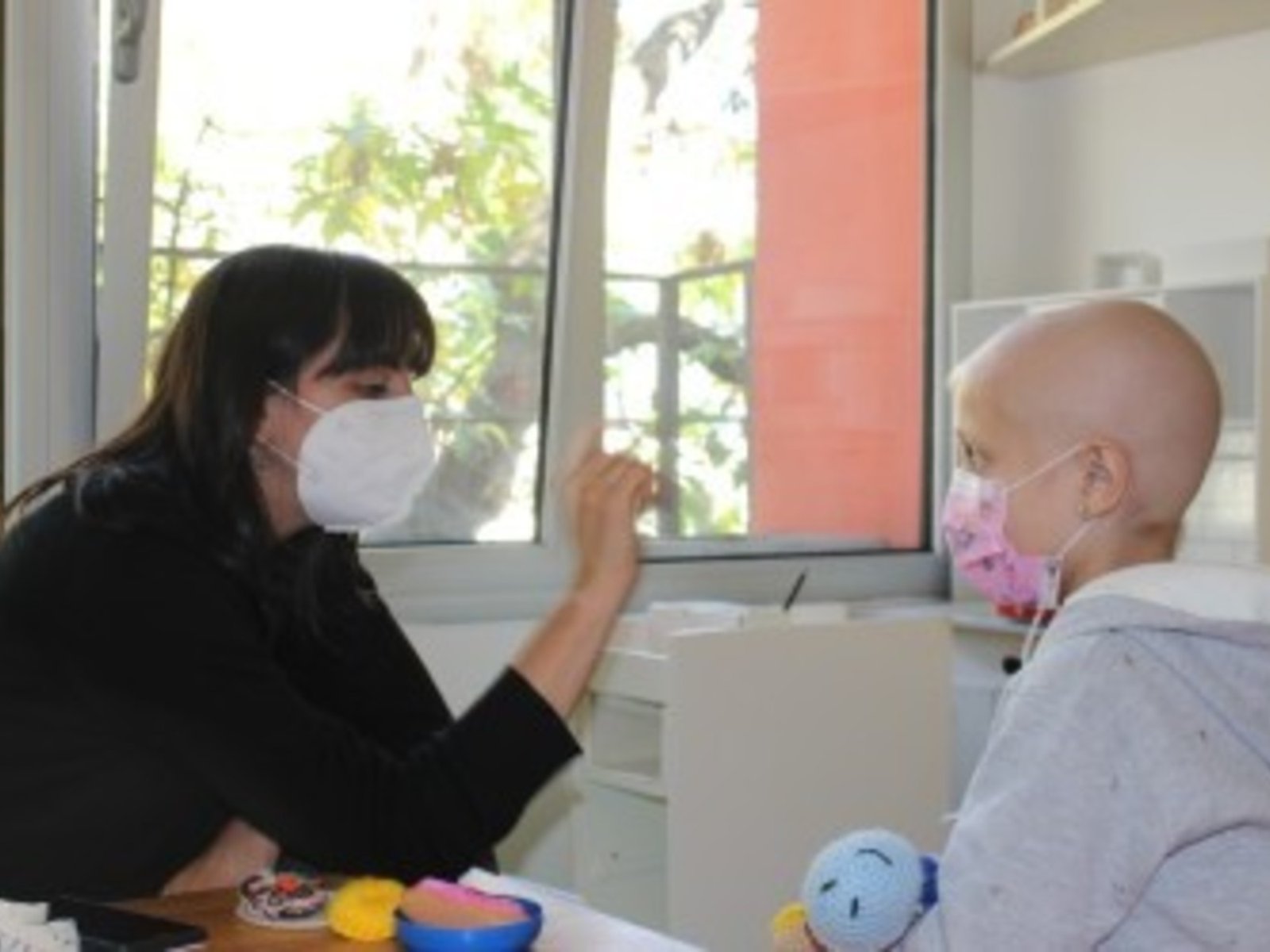 la campaña de una fundación que ayuda y lucha contra el cáncer infanto-juvenil