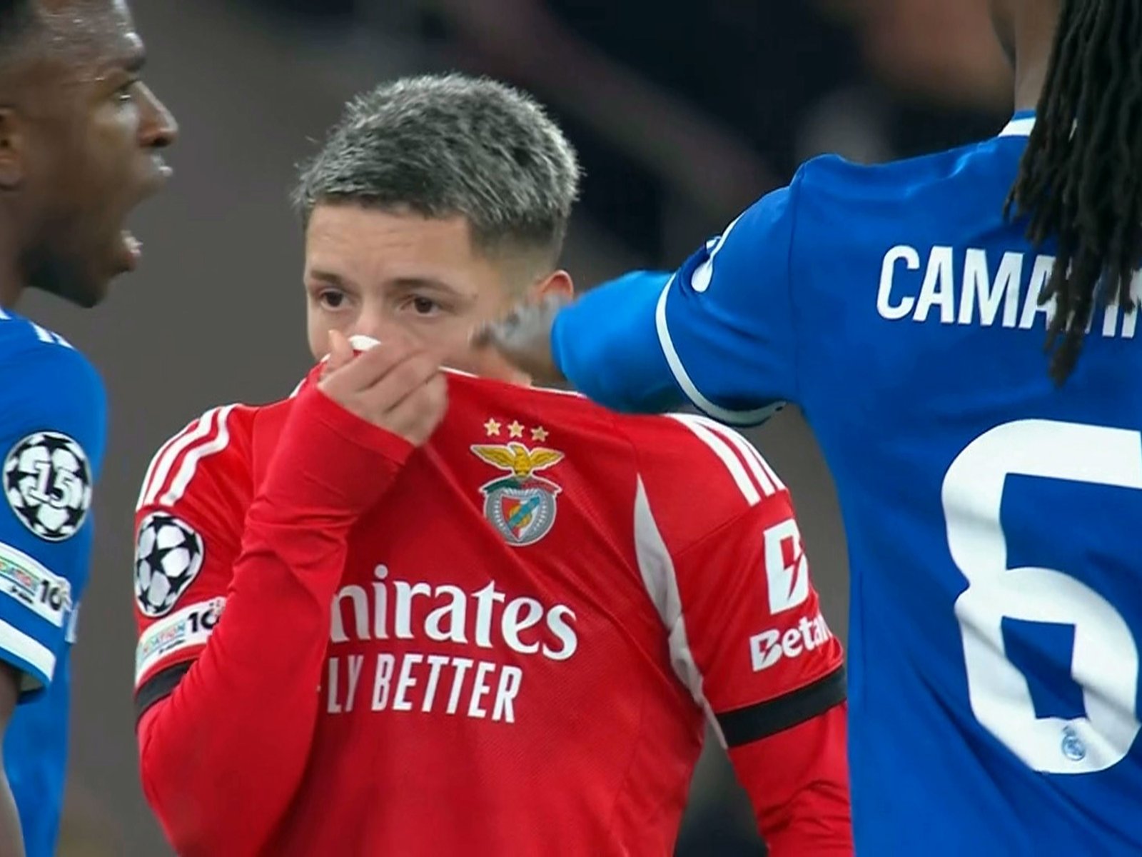 la prensa francesa recurrió a un investigador del Conicet para hablar del racismo en el fútbol argentino