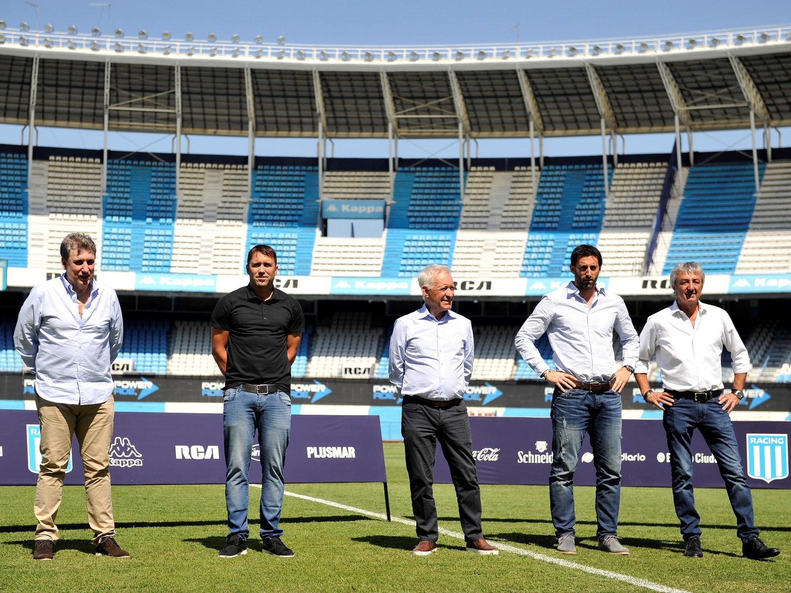 la pugna entre Diego Milito y Víctor Blanco por un palco del Cilindro de Avellaneda