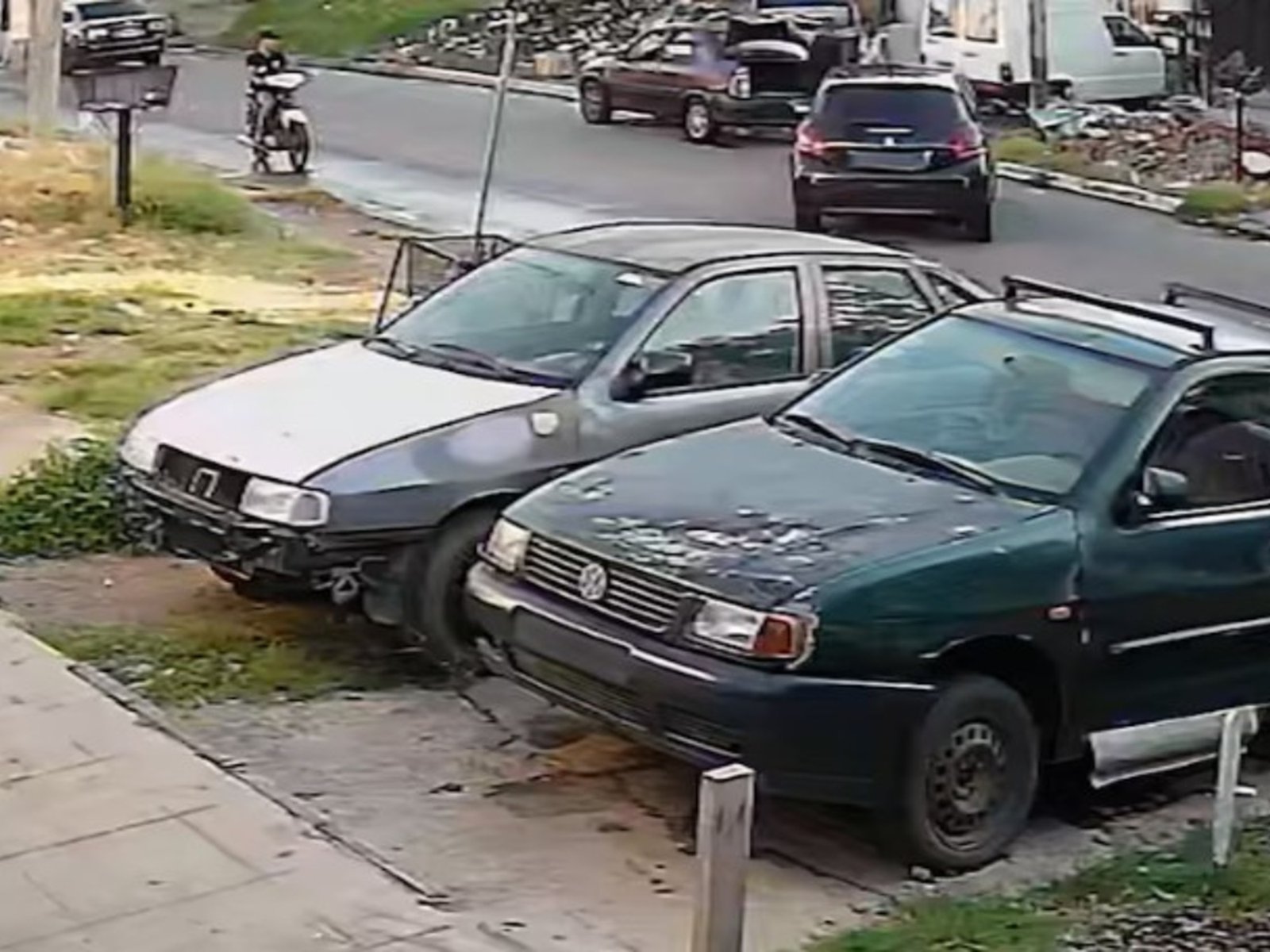 perdió el control del auto y mató a un hombre frente a su mujer e hijas