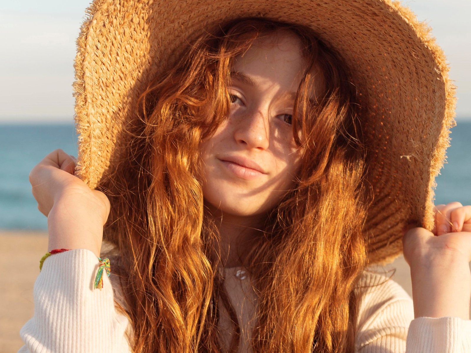 secretos para cuidar el cabello después de exponerlo al sol y al agua
