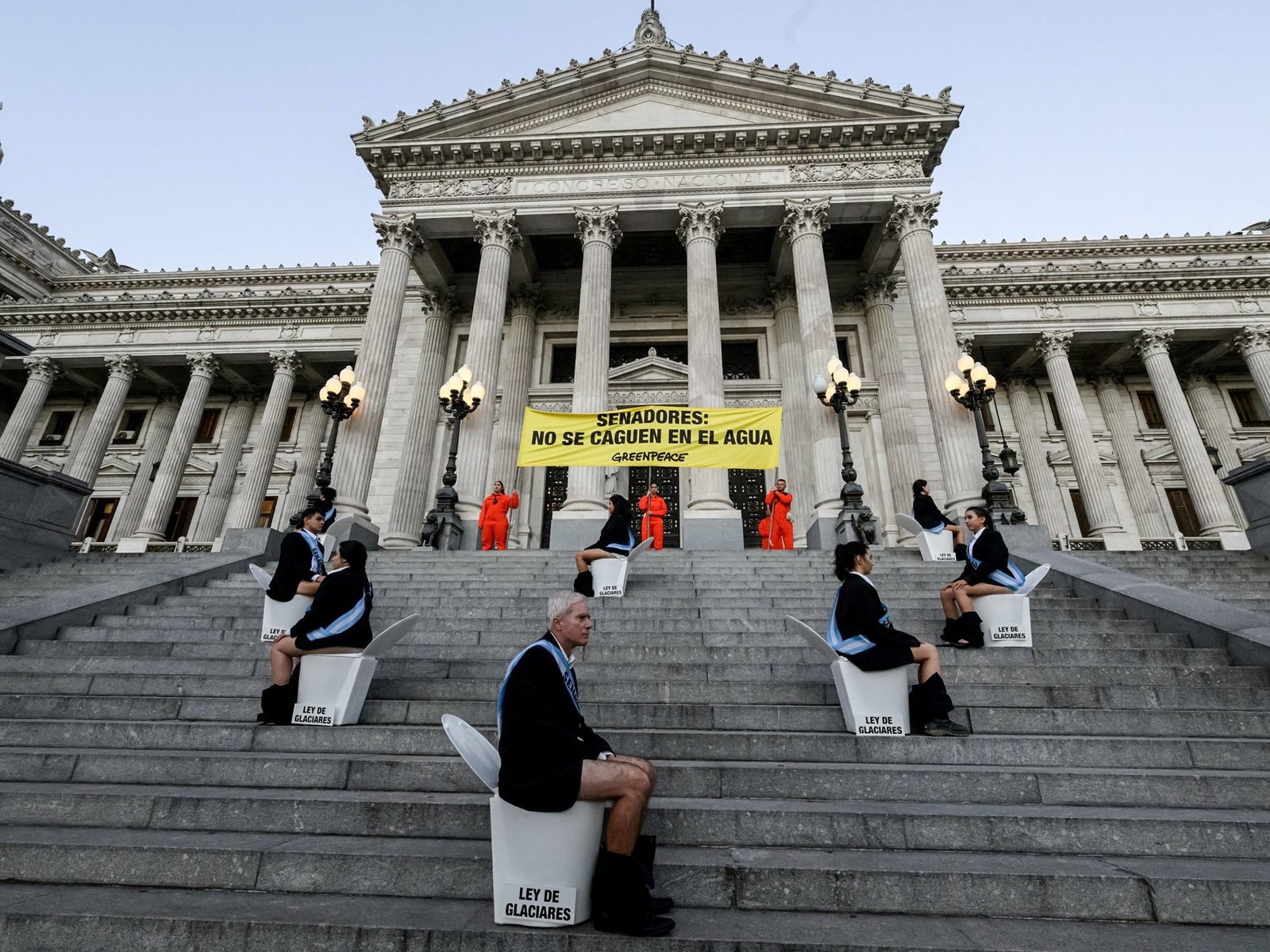 todos sin antecedentes y puestos en libertad