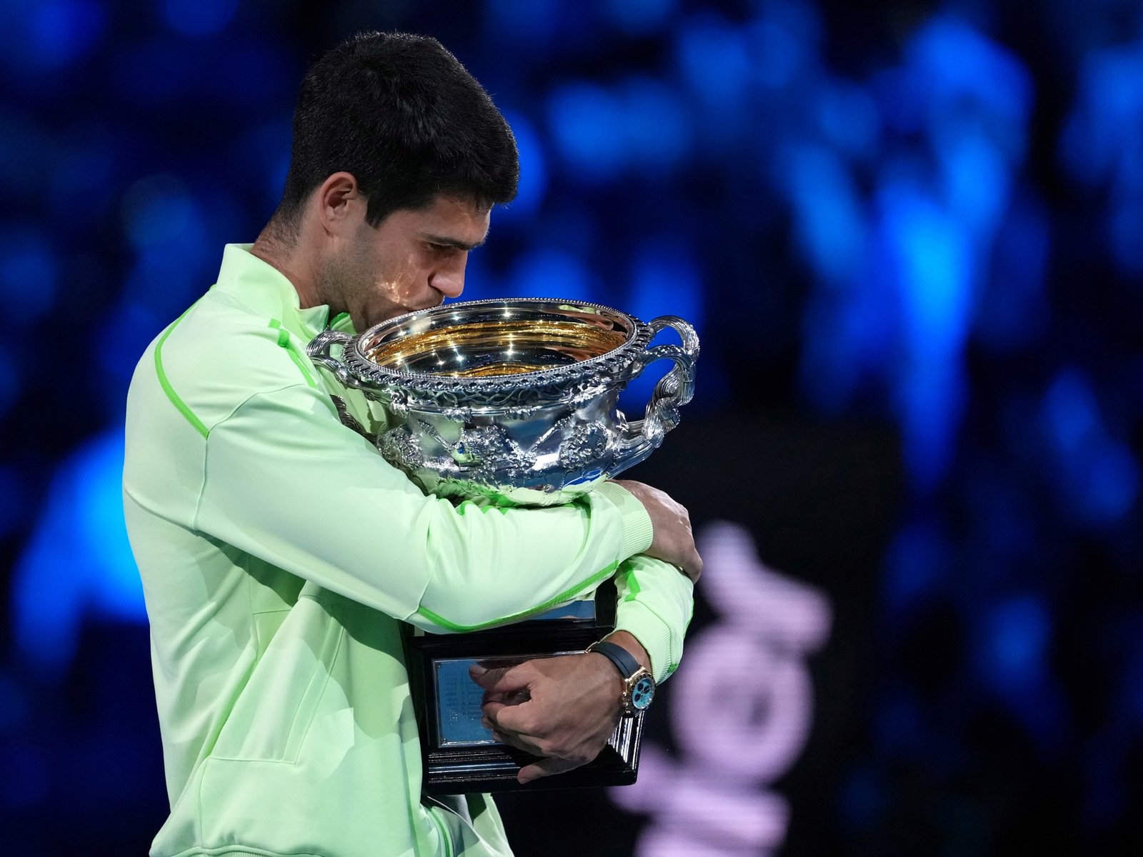 venció a Djokovic, ganó por primera vez en Australia y es el más joven en completar el Grand Slam