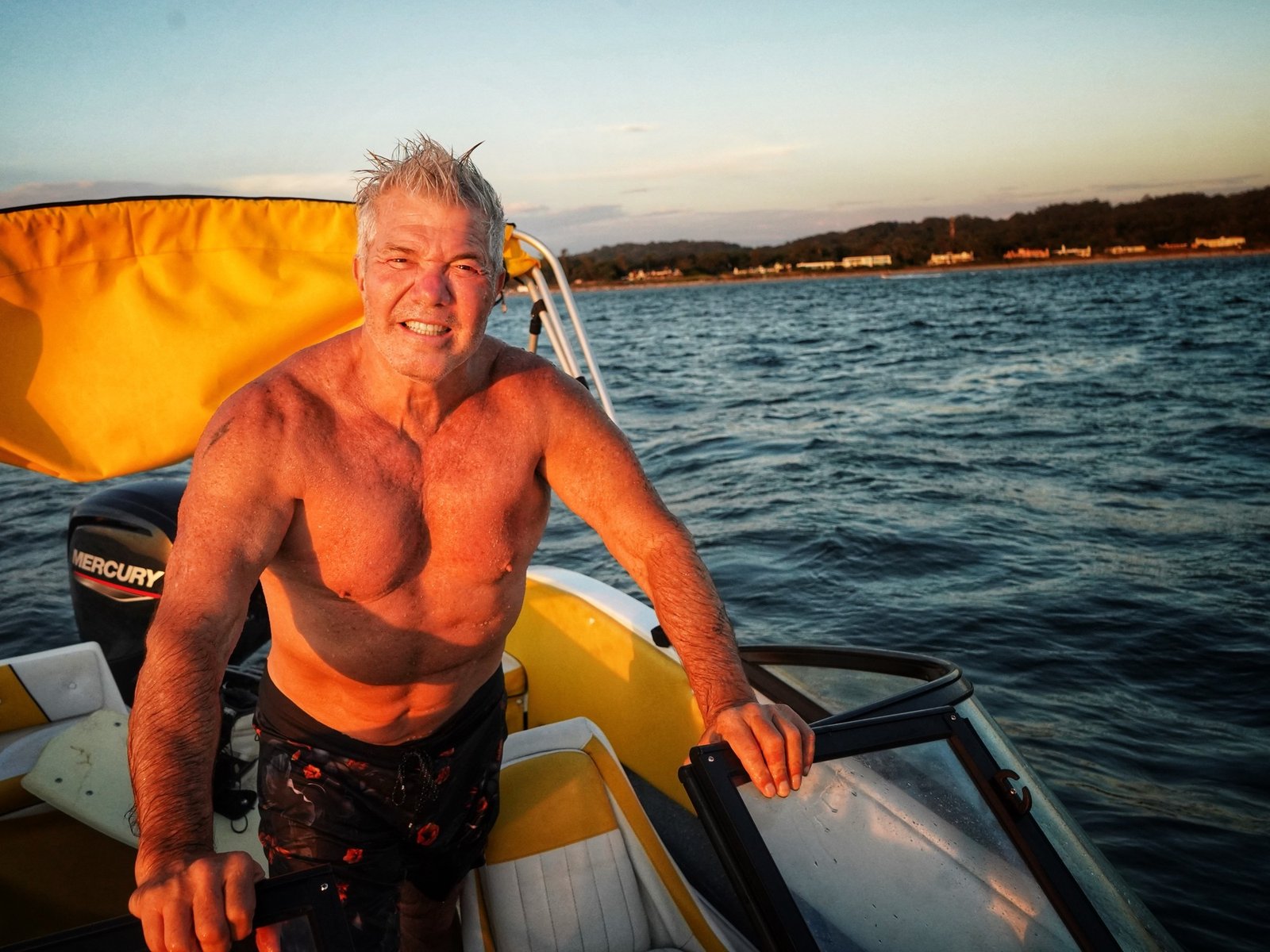 “¿Qué tipo a los 60 años está así como yo?”