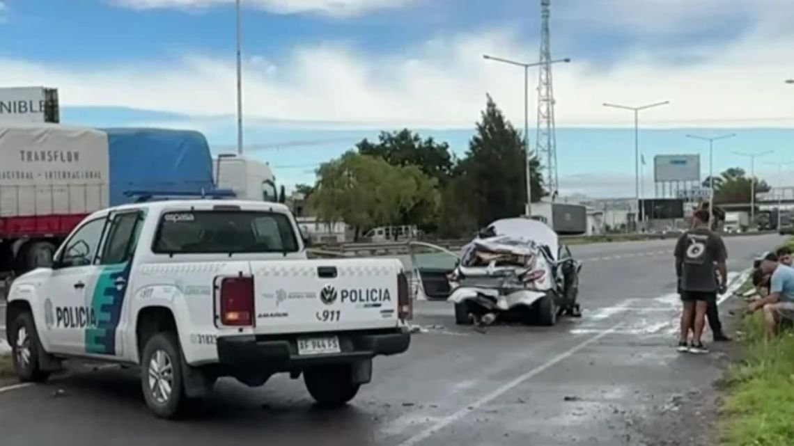 Accidente fatal en la ruta 9: una mujer muerta y otra herida de gravedad