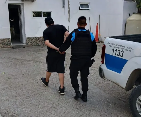  Cayó un hombre con pedido de captura vigente en barrio José Fuchs