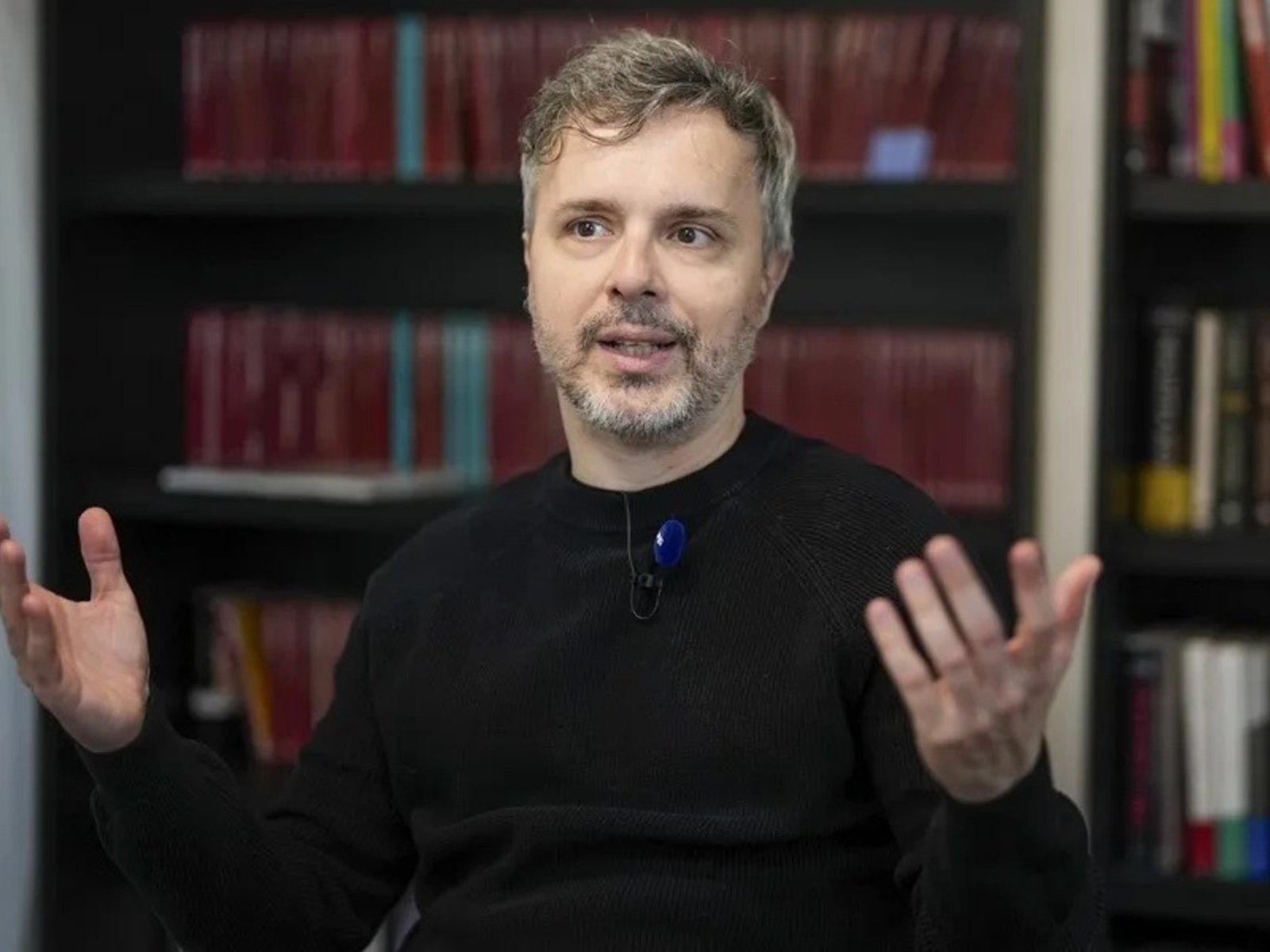 Después de vender 4,5 millones de libros, el español Juan Gómez-Jurado vuelve con ‘Mentira’