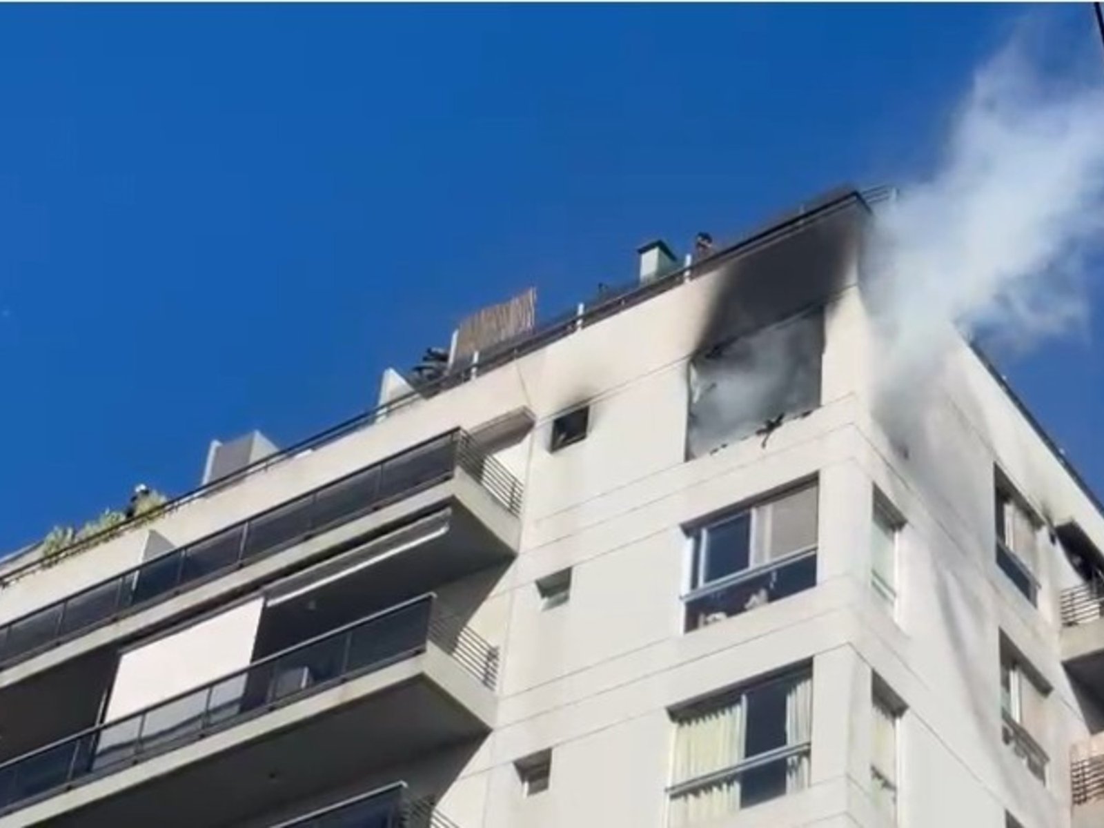 Dos heridos al registrarse un incendio en un departamento de Belgrano