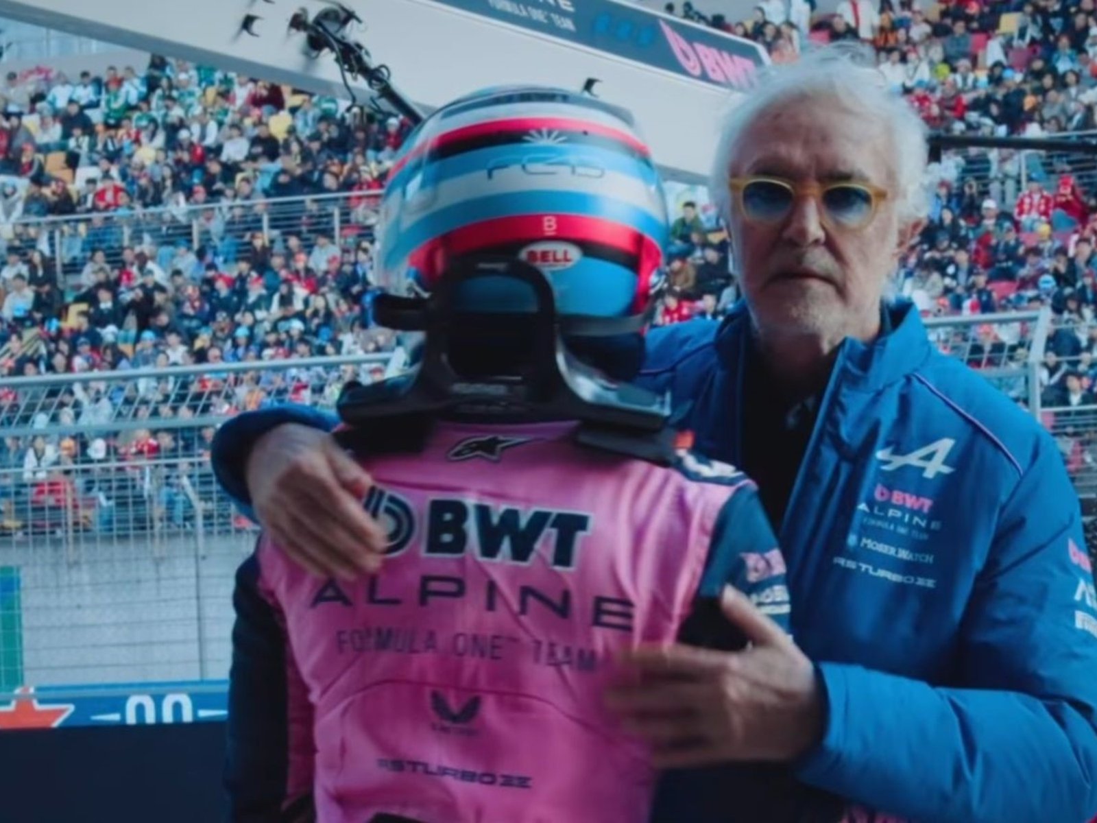 El abrazo de Flavio Briatore a Franco Colapinto tras lograr su mejor qualy en Alpine :: Olé