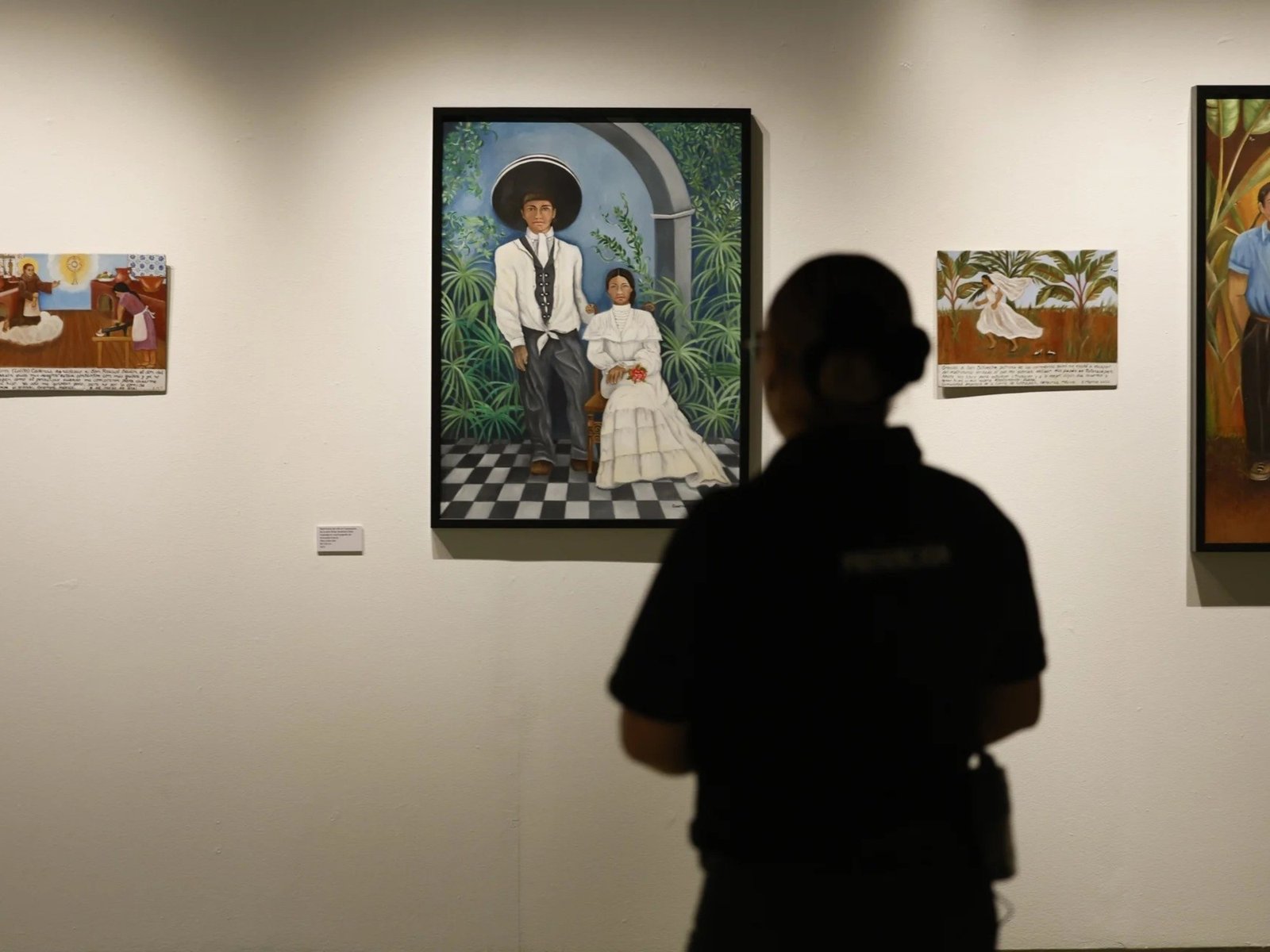 Eugenia Marcos denuncia la venta de niñas en México con la exposición “Mis niñas vendidas”