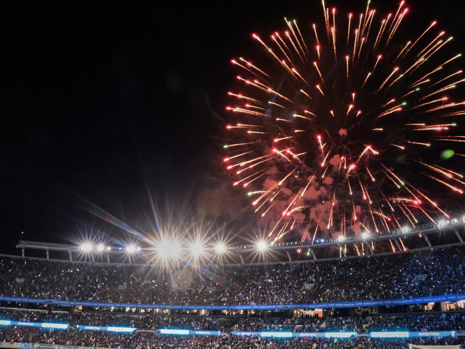 La Finalissima y el Monumental: el deseo de Tapia y la traba de los recitales :: Olé