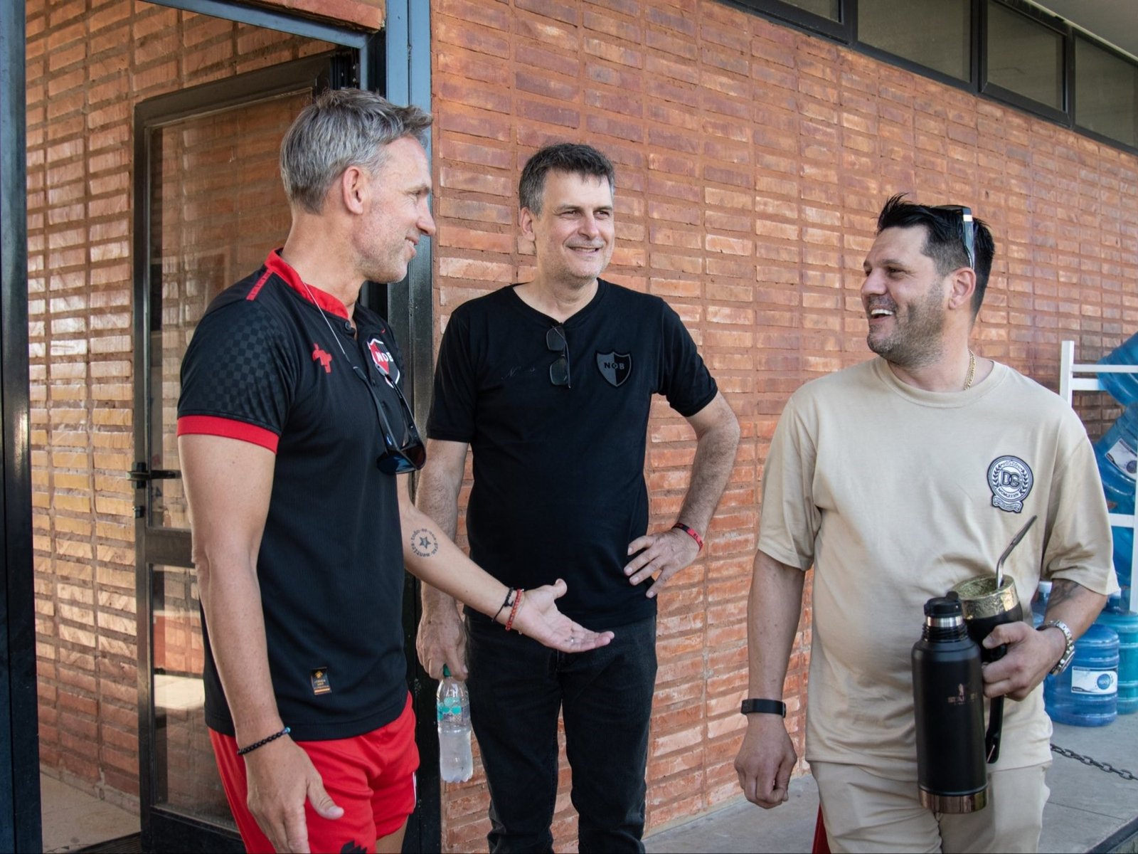 Lionel hincha a la distancia y cómo ver en vivo