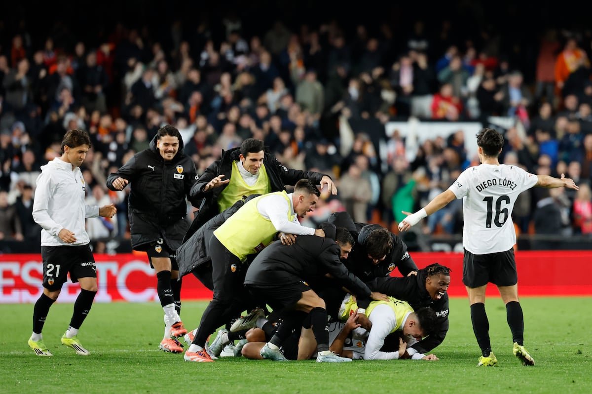 Mestalla vuelve a vivir una remontada memorable del Valencia ante el Alavés | Fútbol | Deportes