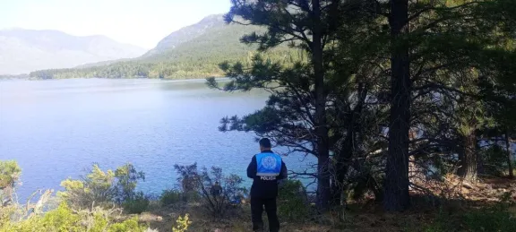 Murió una persona luego de un accidente náutico en Lago Epuyén