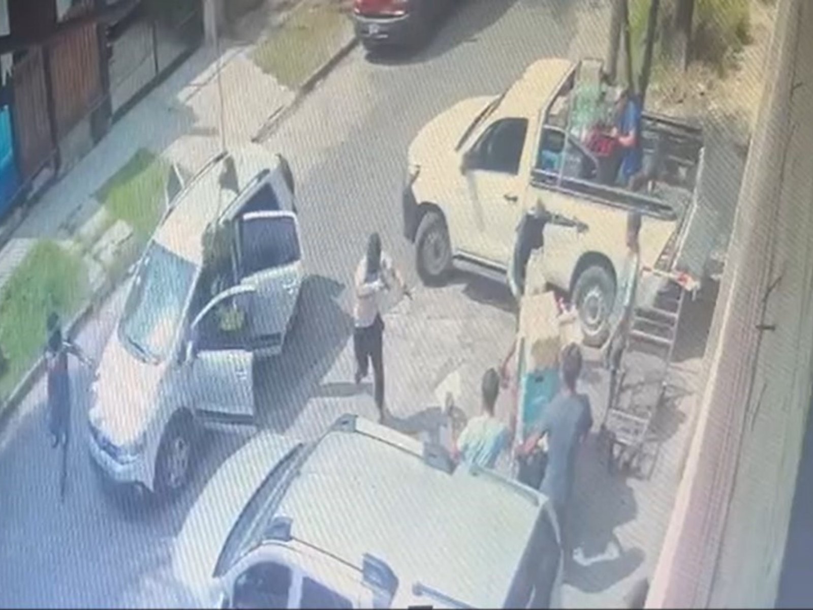 Robaron 50 millones de pesos en apenas 75 segundos: así fue la caída de los encapuchados