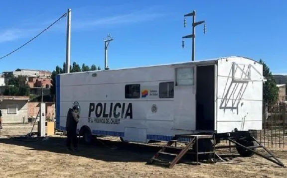 Un hombre fue apuñalado en reclamo de un trabajo de mecánica