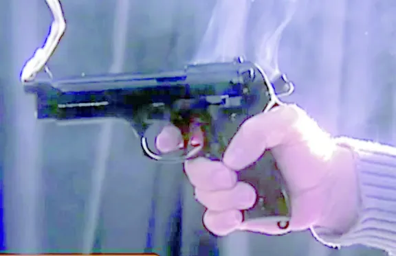 Un hombre se grabó disparando al aire en las calles de Caleta Olivia