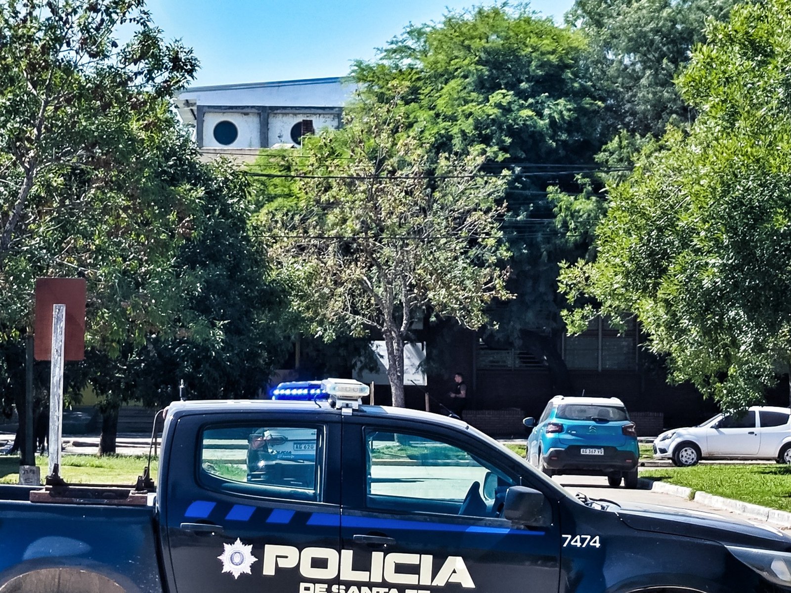 así fue la secuencia del horror en una escuela de Santa Fe