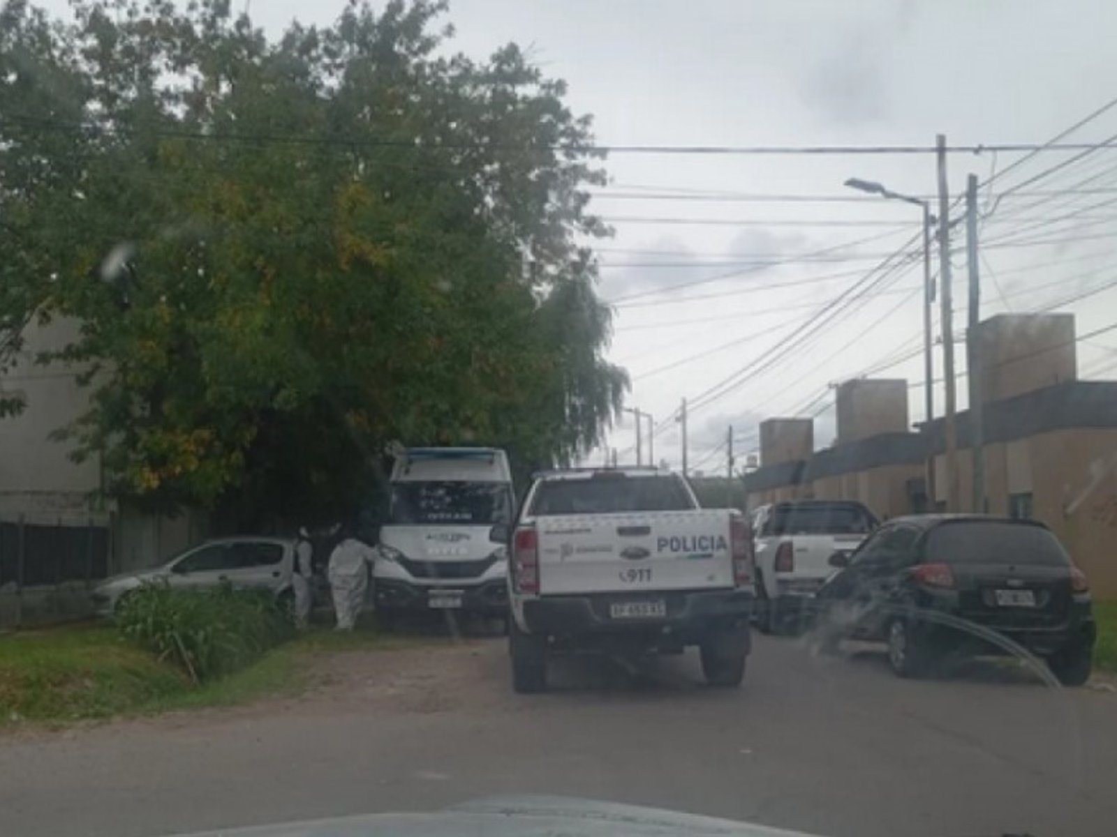 dijo que hacía exhibiciones obscenas delante de sus hijos