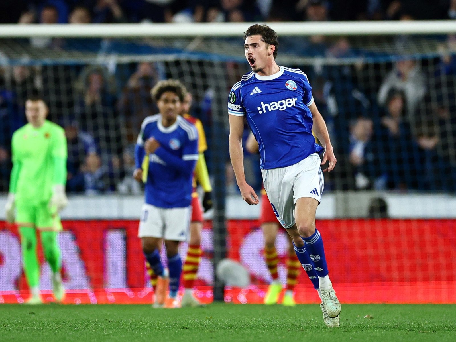 es el máximo artillero de la Liga francesa y pide Mundial a gritos