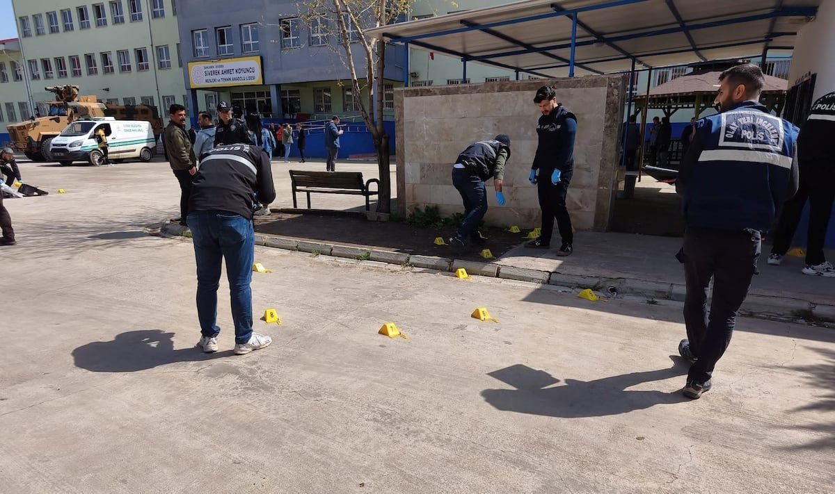 Al menos cuatro muertos, tres de ellos niños, en un tiroteo en un colegio del sur de Turquía | Internacional
