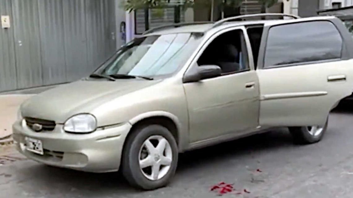 Almagro: una policía federal baleó a cuatro pasajeros en un auto de aplicación y quedó detenida