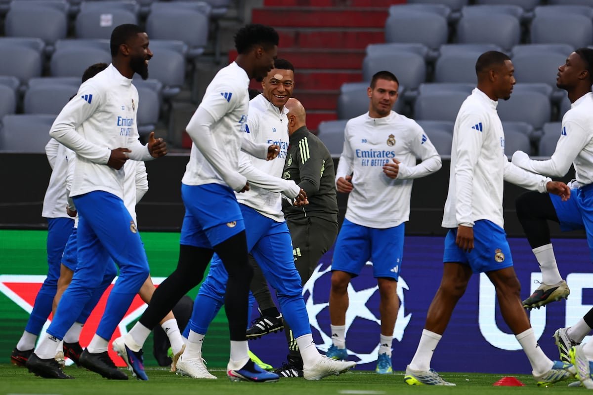 Bayern Múnich - Real Madrid en directo | Cuatro cambios de Arbeloa en el once | Fútbol | Deportes