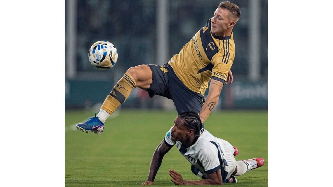 Boca le ganó a Talleres en Córdoba con un gol del paraguayo Bareiro