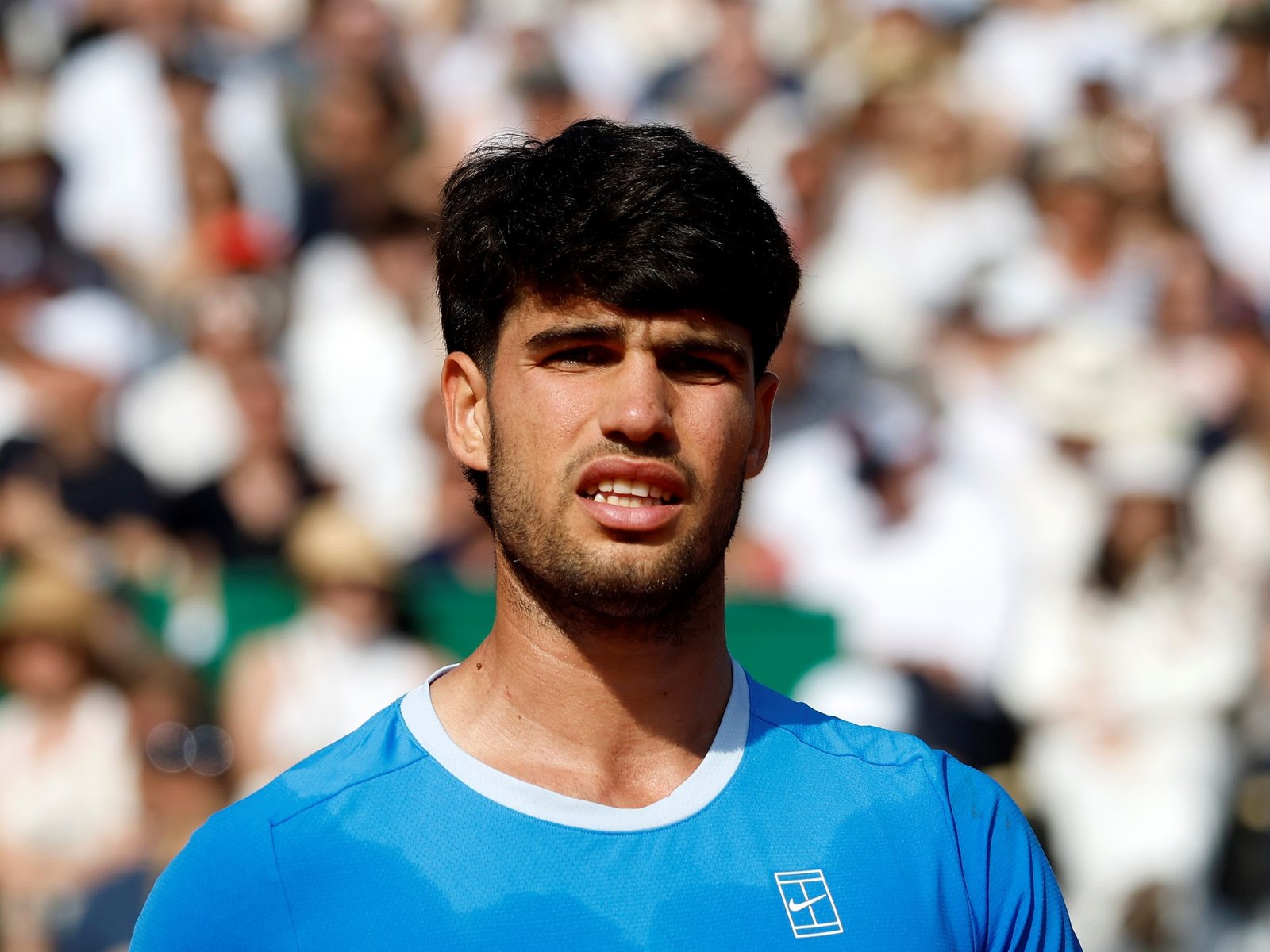 Carlos Alcaraz anunció que será baja en Roma y Roland Garros por lesión