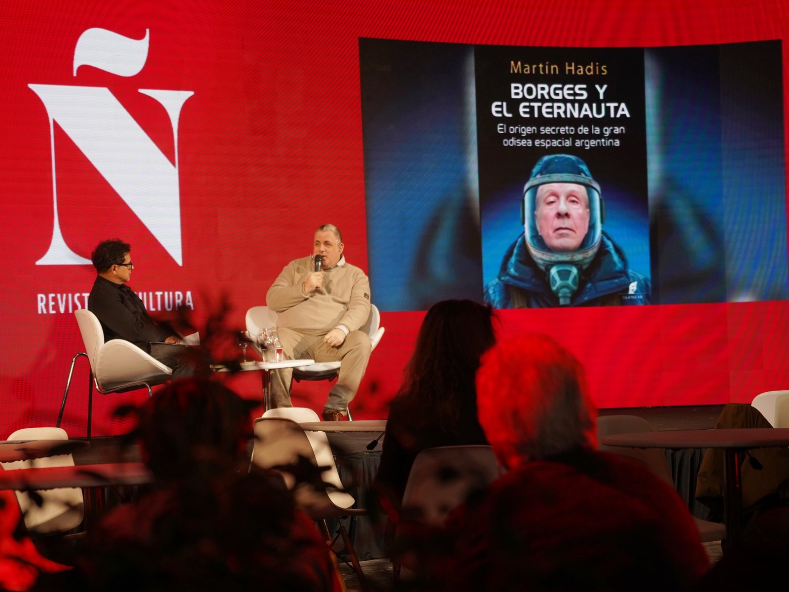 "El Eternauta es la novela que Borges no pudo escribir", dijo Martín Hadis en el espacio Clarín