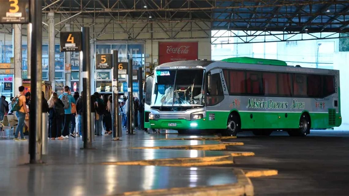 El Gobierno convoca una licitación privada para remodelar la terminal de Retiro