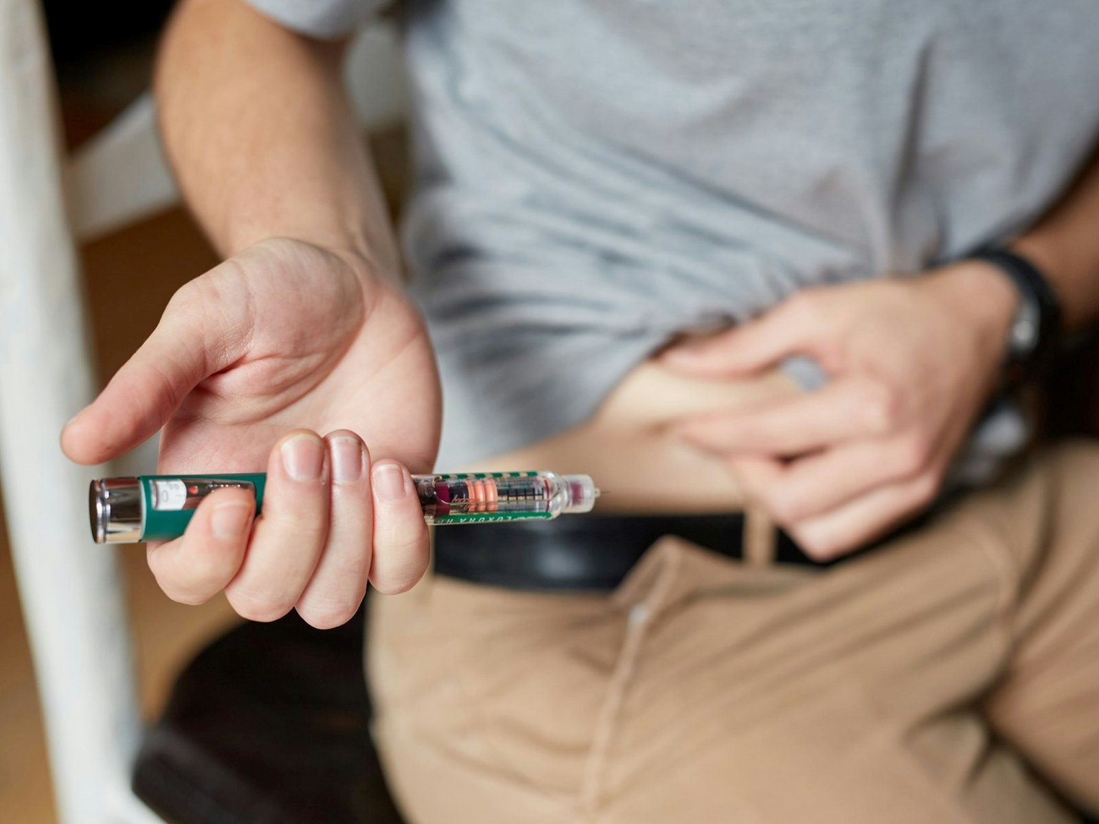 Expertos revisan y aclaran cómo actúan las inyecciones para adelgazar en la pérdida de masa muscular