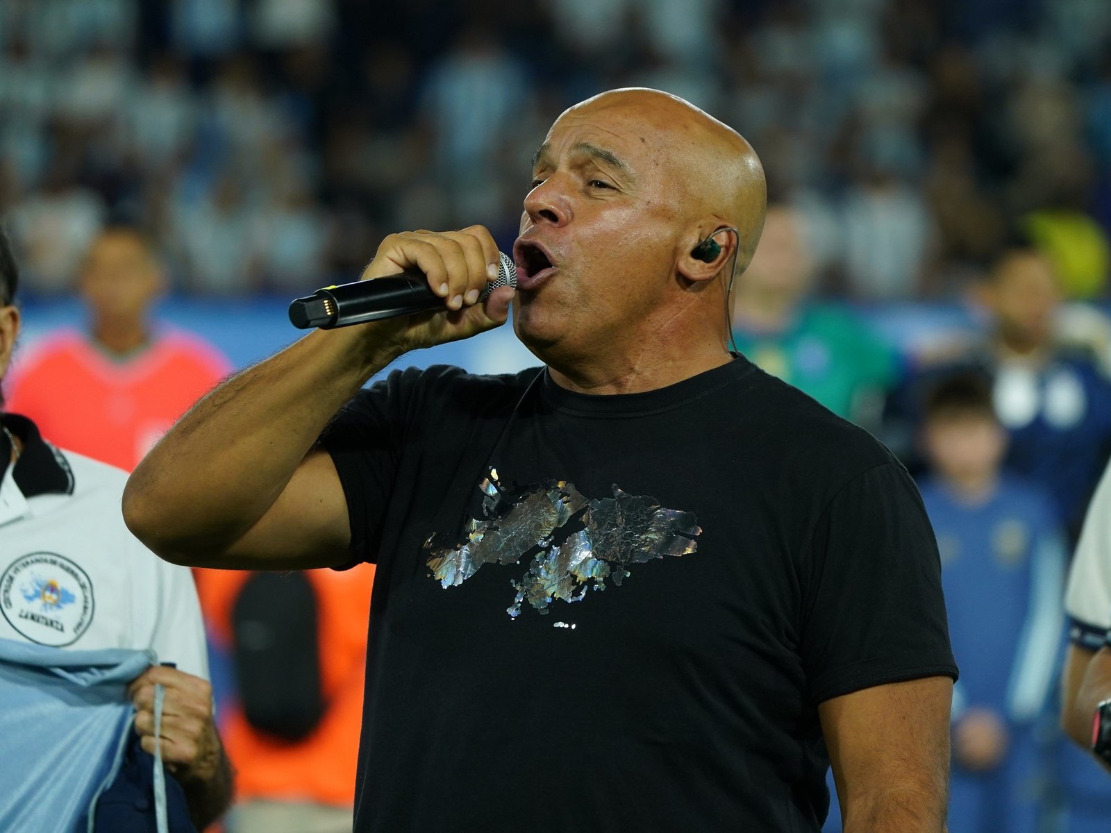 Fabio Santana, el héroe de Malvinas que canta el himno con la Selección y tiene un plan para recuperar las islas